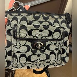 Vintage Coach Crossbody bag